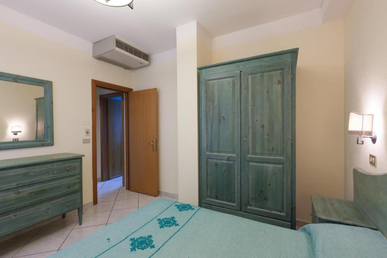 Residence Leonardo Da Vinci Orosei Esterno foto