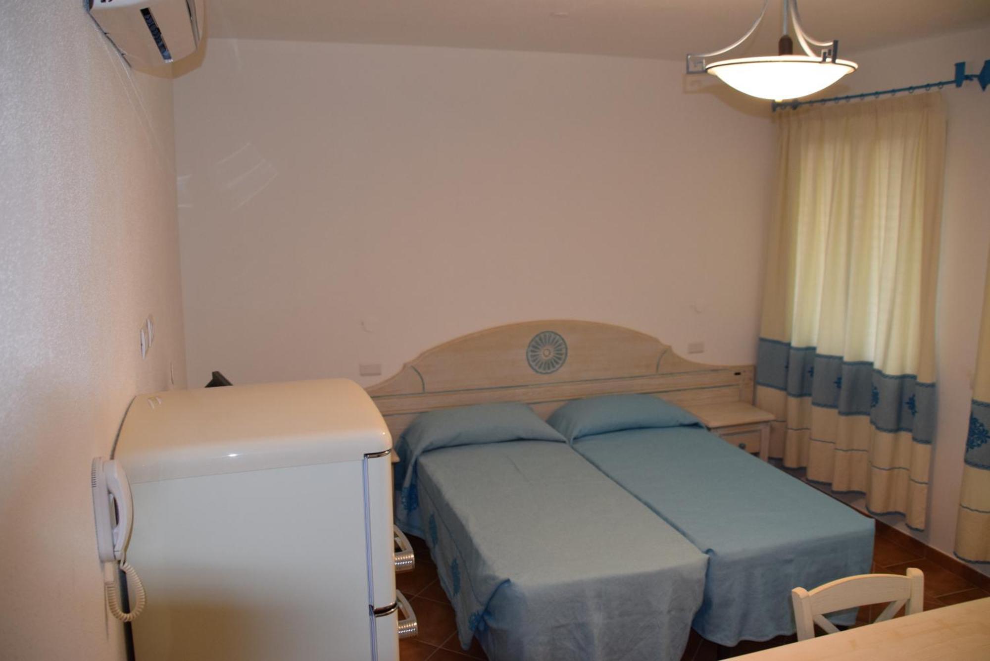 Residence Leonardo Da Vinci Orosei Esterno foto